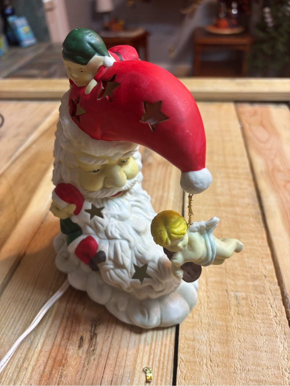 Source Unknown Red-Hat Santa Night Light with Green Accents and Gold Angel